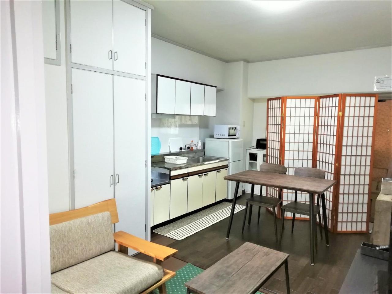 Near Tram Apartment โอคายาม่า ภายนอก รูปภาพ